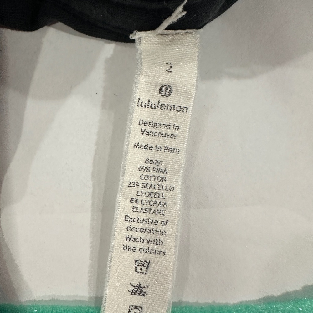 LuLulemon Womens Black T Shirt - Picture 3 of 4